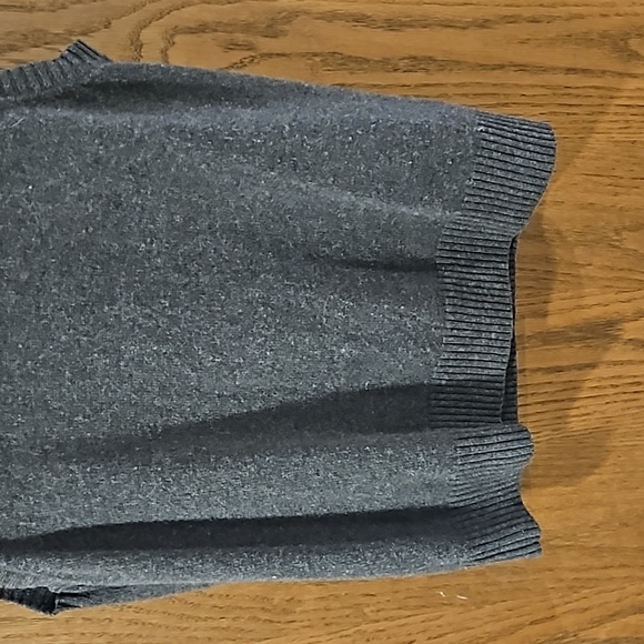 Banana Republic brown extra fine merino wool sweater vest - Picture 6 of 6